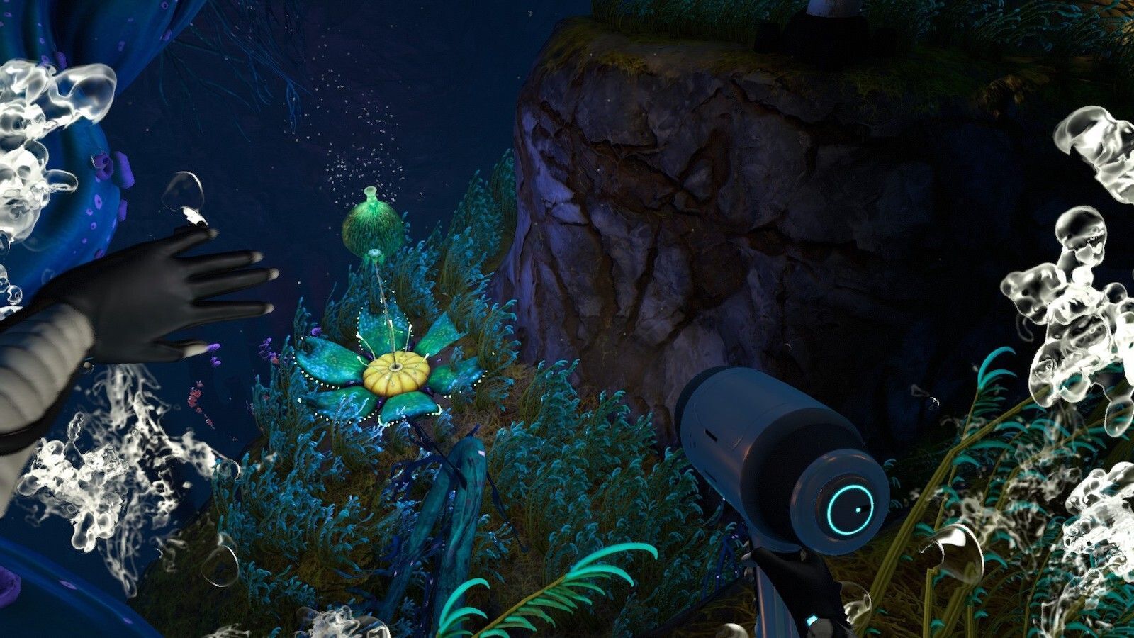 ニンテンドー3DS/2DS Subnautica + Subnautica:Below Zero Subnautica + Subnautica: Below Zero for Nintendo Switch